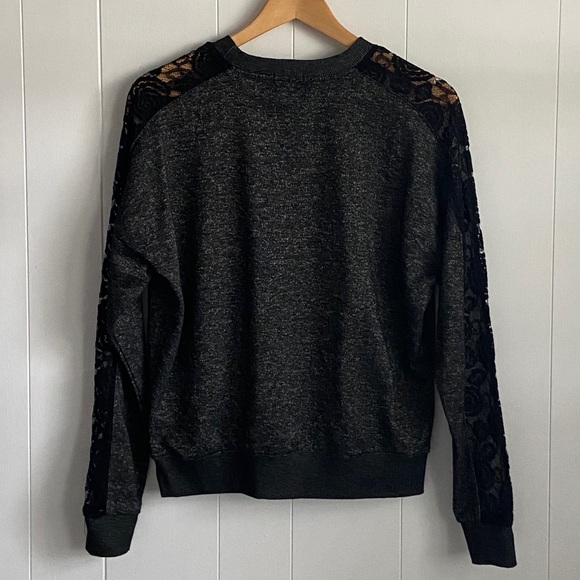 Fancy woman’s sweater, worn once in good condition - Picture 3 of 3